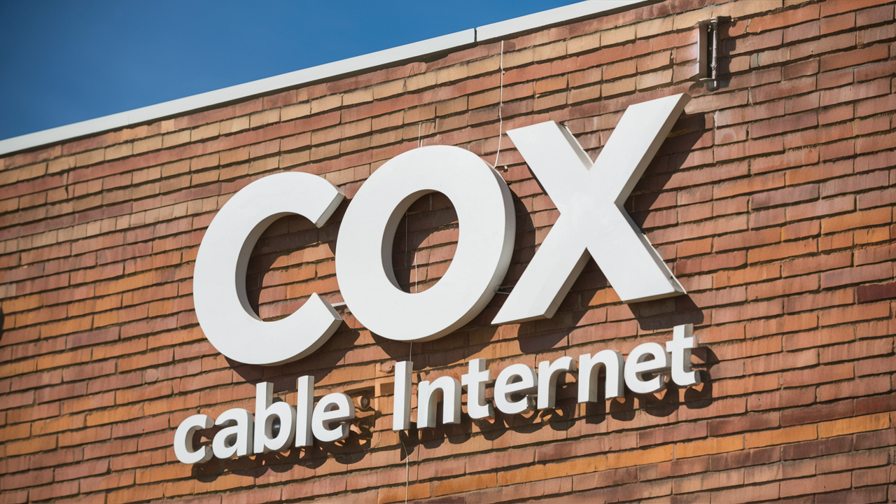 Does Cox use Cable Internet?